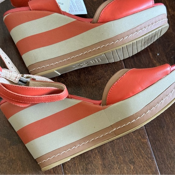 Malu Super Comfort Orange Striped Open Toe Ankle Strap Wedges Size 8 NWT - Picture 5 of 6